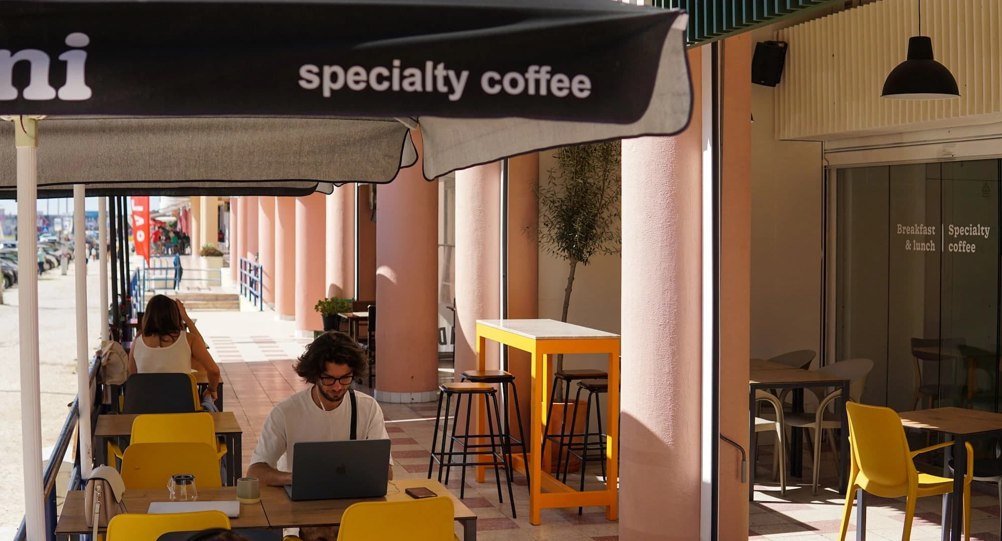 Hani Café